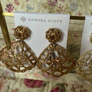 Kendra Scott Natalie Statement Earrings